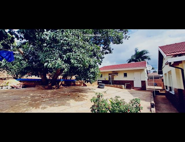 3 BEDROOM FREESTANDING FOR SALE IN SCOTTSVILLE